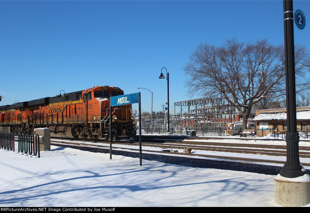 BNSF 8105